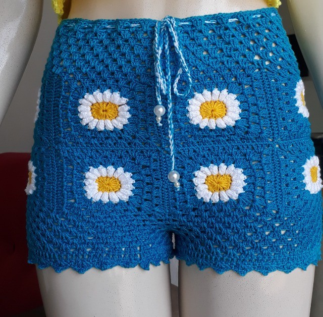 shorts de crochê