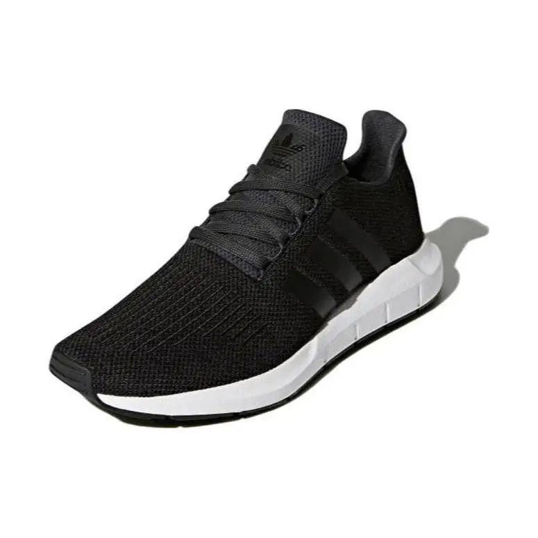 adidas swift run shoes