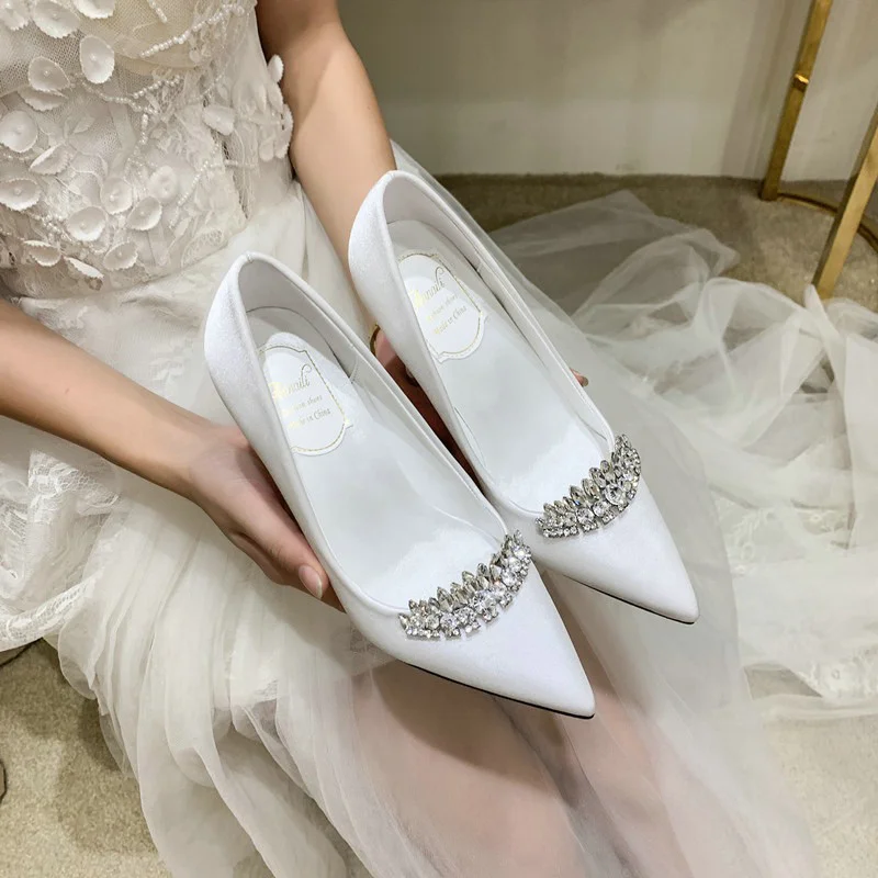 white dress shoes for women